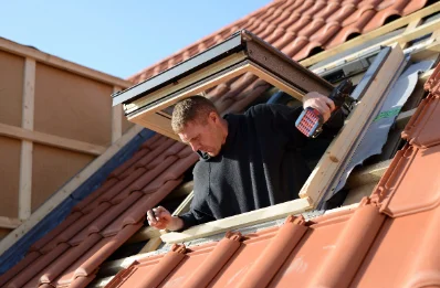 Pose de fenêtres de toit Velux à Royville